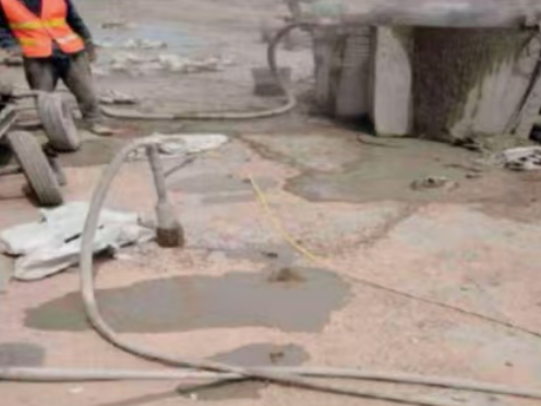 浈江水泥混凝土路面板底注浆技术 路面脱空注浆整治方案